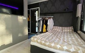Huone 165